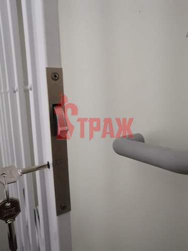 замок раздвижной двери
