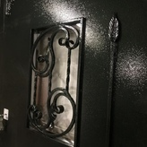 металлическая дверь МДФ с кованой решеткой, модель КВК - 35 фото 2