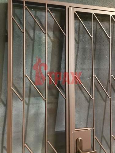тамбурная решетчатая дверь с боковыми вставками и одним замком модель СТДР - 53 фото 1