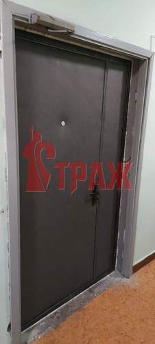 стандартная тамбурная дверь с двумя распашными створками - фото 1