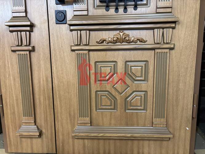 двустворчатая дверь с терморазрывом и отделкой МДФ под дерево
