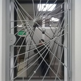 решетка на одностворчатой окно