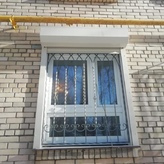 кованая решетка с трассировкой глухая