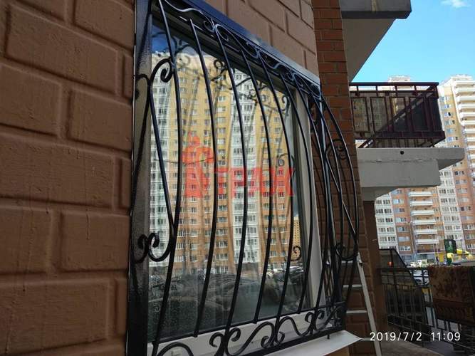сварная дутая решетка вид сбоку